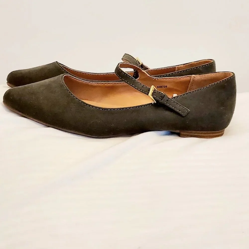 GAP Olive Green Suede Mary Jane Flats - Picture 2 of 5